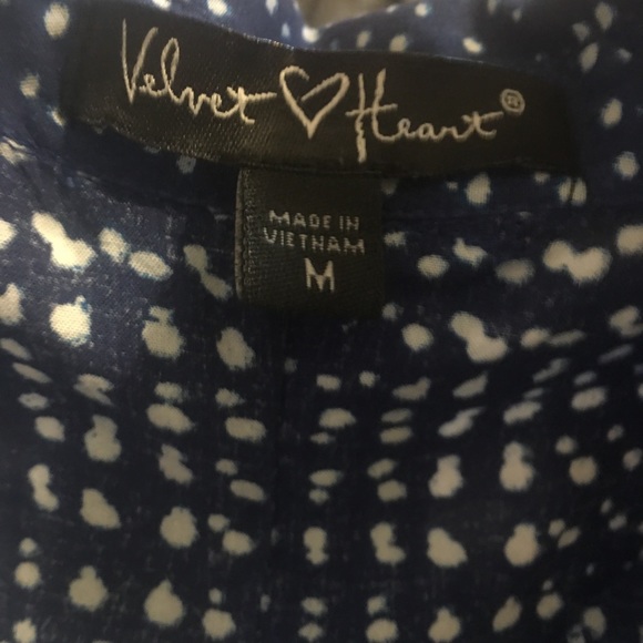 PRETTY SUMMER BLUE TOP - Picture 2 of 4